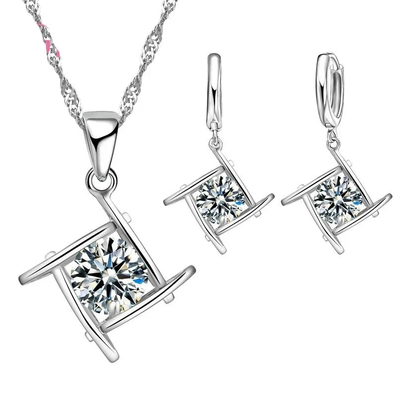Éclat Éternel : Pendentif Cristal Argent