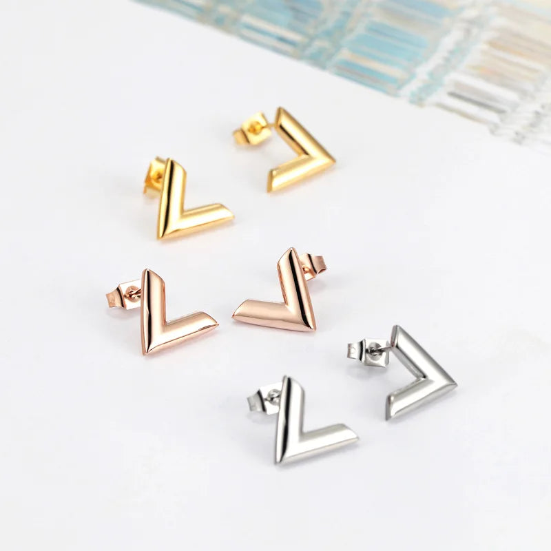 Boucles d'oreilles V