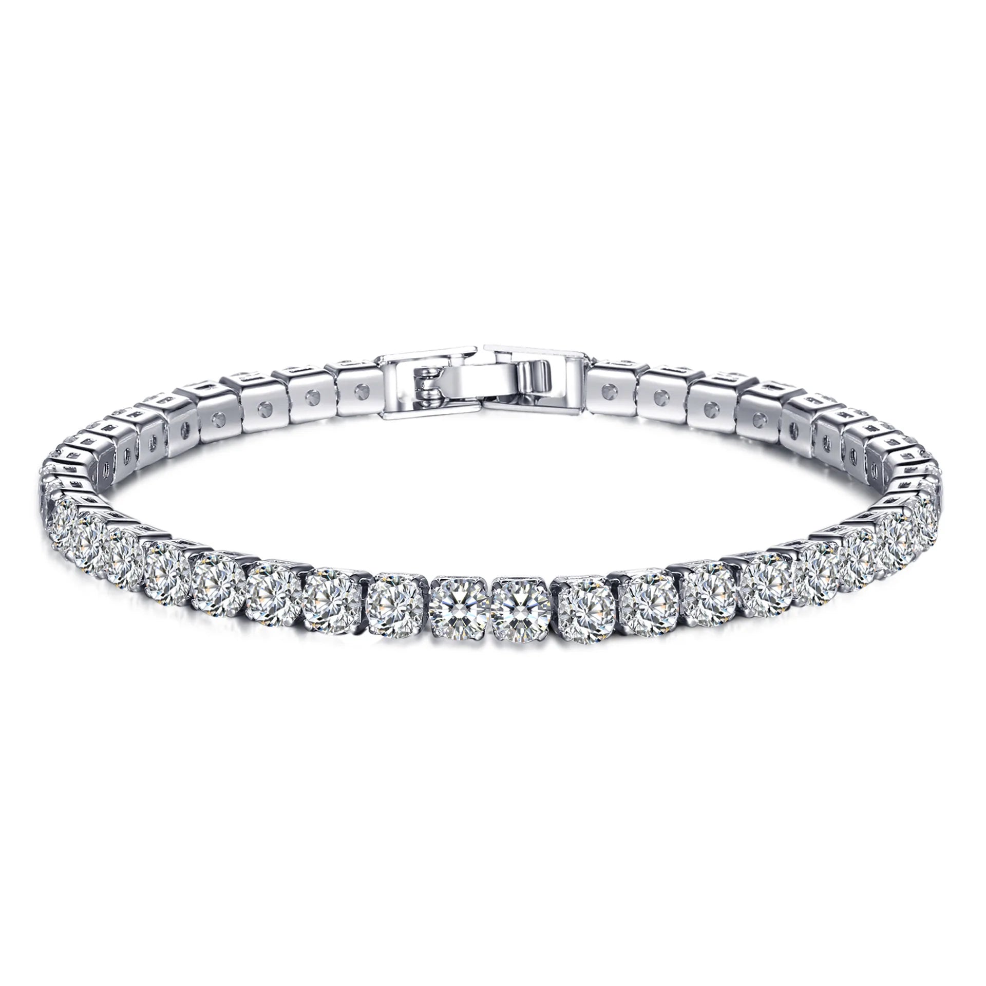 Una o tre file piene di bracciali con diamanti e zirconi
