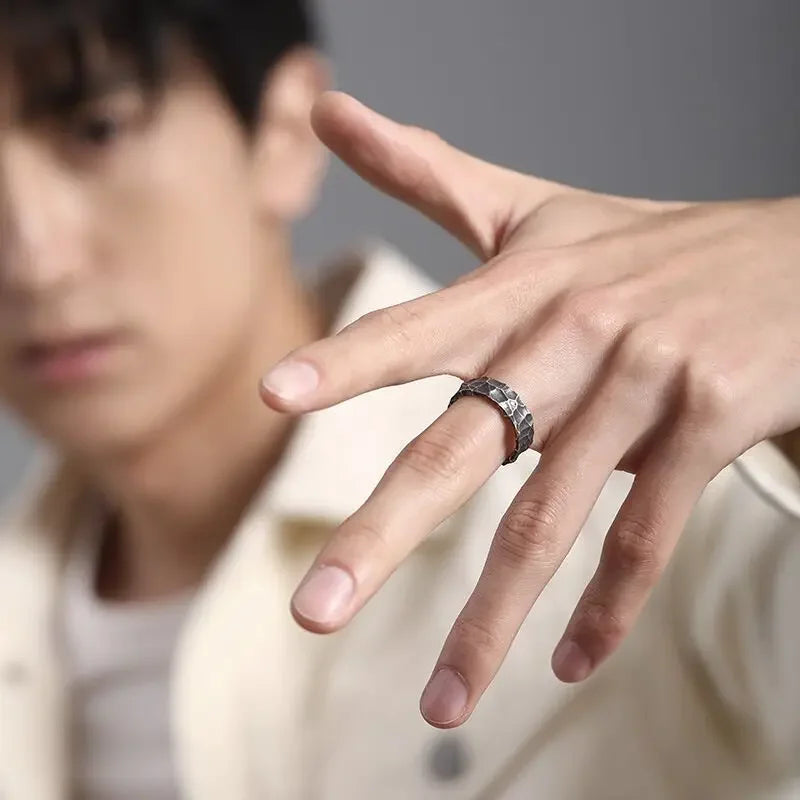 Bague Ajustable Luxueuse EternalBond - Design Grain de Pierre pour Hommes
