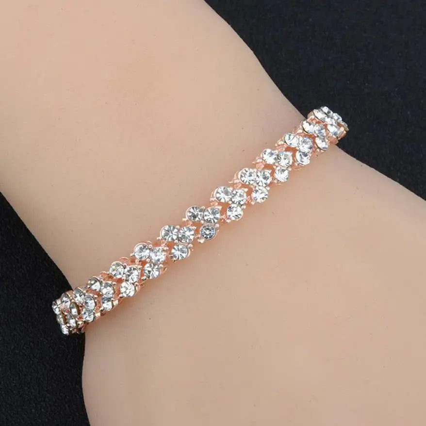 Bracelet Vintage Charmes Cristal Argenté — Bijou de Mariée